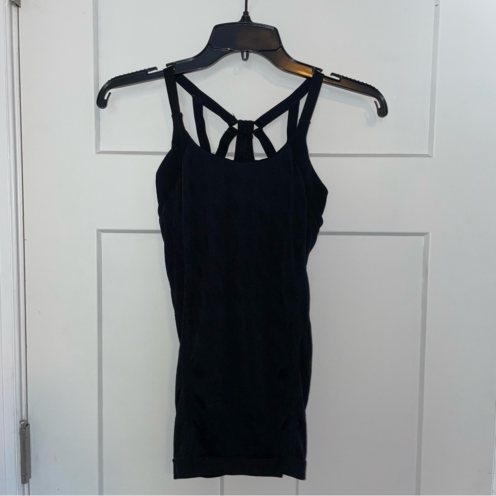 Athleta Energy Crush Strappy Back Tank
